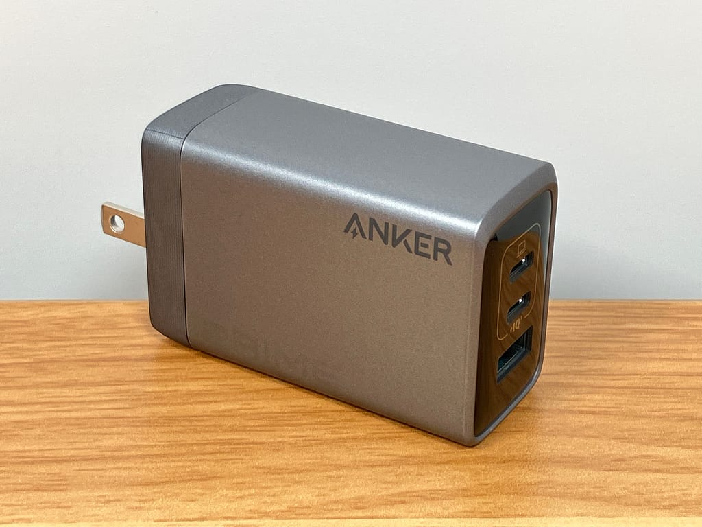 Anker Prime Charger (100W, 3 Ports, GaN) のヒーロー写真